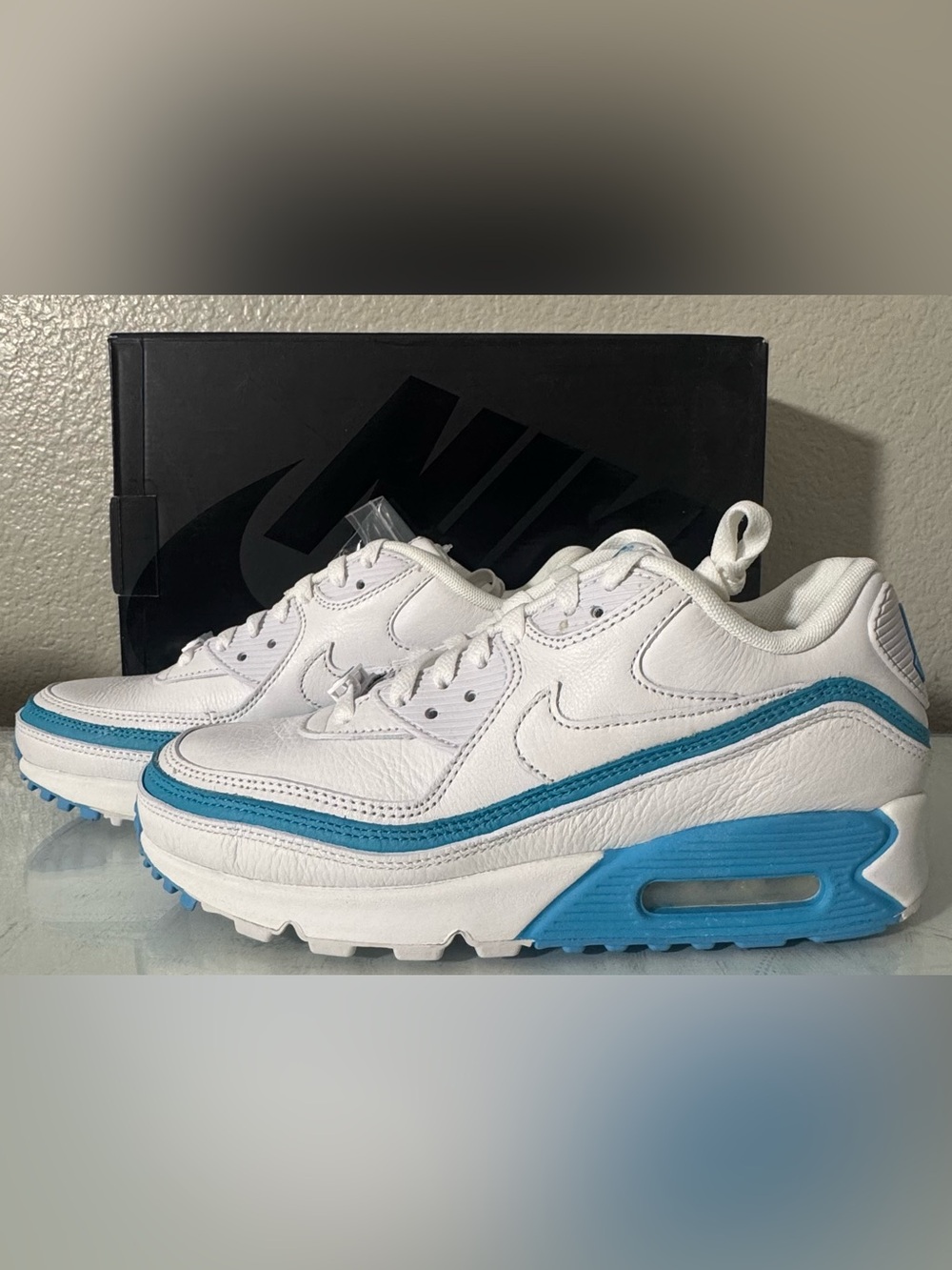 Women’s Nike Air Max 90 x Undefeated in White / Blue Fury Size 8